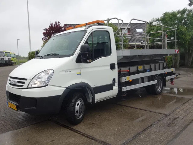 Iveco Daily 40C15 SKY WORKER PLATFORM - Фургон: фото 2 Iveco Daily 40C15 SKY WORKER PLATFORM - Фургон: фото 2