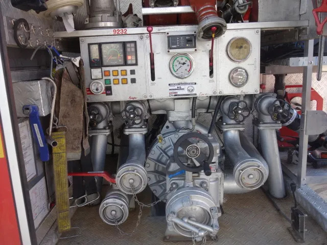 MAN 15 224-with winch 2500liter tank manual gearbox ,ziegler pomp - Пожарная машина: фото 4 MAN 15 224-with winch 2500liter tank manual gearbox ,ziegler pomp - Пожарная машина: фото 4