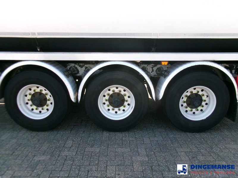 Lakeland Fuel tank alu 43 m3 / 6 comp - Полуприцеп-цистерна: фото 5 Lakeland Fuel tank alu 43 m3 / 6 comp - Полуприцеп-цистерна: фото 5