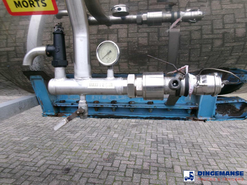 Magyar Chemical tank inox L4BH 33.5 m3 / 3 comp - Полуприцеп-цистерна: фото 5 Magyar Chemical tank inox L4BH 33.5 m3 / 3 comp - Полуприцеп-цистерна: фото 5