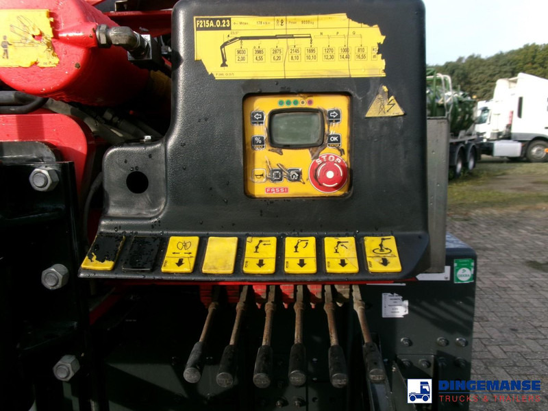 Автоманипулятор Renault Kerax 380 dxi 6x4 + Fassi F215A.0.23: фото 19 Автоманипулятор Renault Kerax 380 dxi 6x4 + Fassi F215A.0.23: фото 19