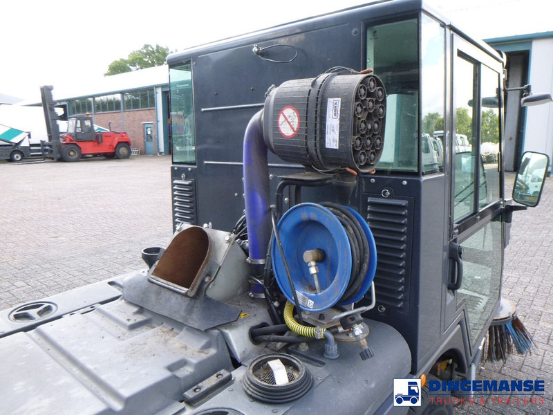 Подметально-уборочная машина Schmidt Compact 200 street sweeper: фото 10