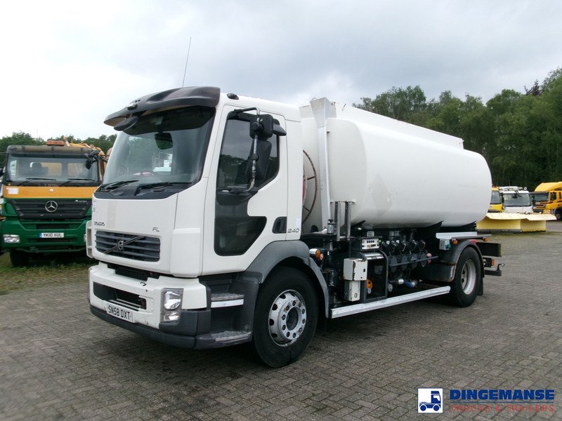 Volvo FL 240 4x2 RHD fuel tank 13 m3 / 4 comp - Грузовик-цистерна: фото 1 Volvo FL 240 4x2 RHD fuel tank 13 m3 / 4 comp - Грузовик-цистерна: фото 1