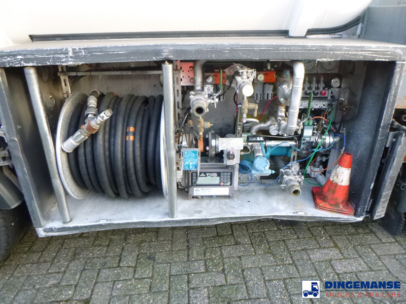 Грузовик-цистерна Volvo FL 260 4x2 gas tank 13.9 m3: фото 12