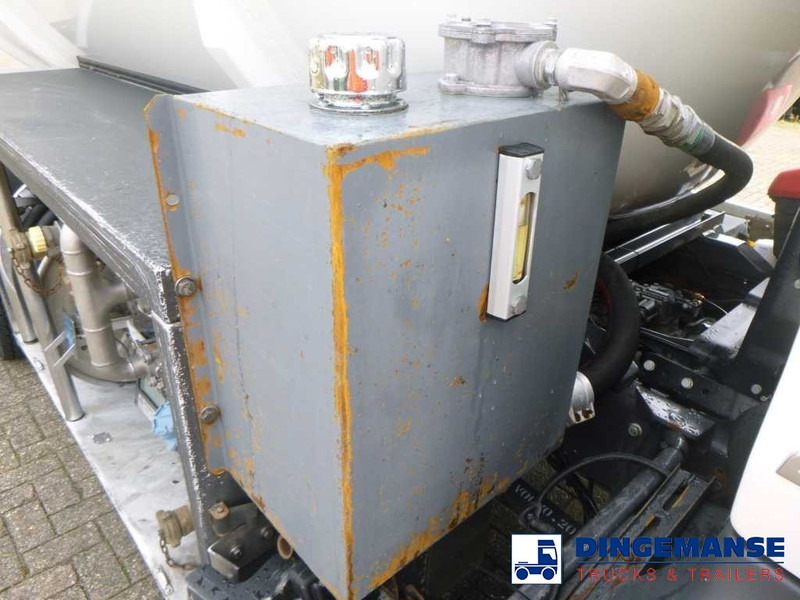 Грузовик-цистерна Volvo FL 260 4x2 gas tank 13.9 m3: фото 8