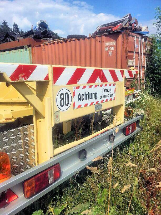 Goldhofer 3-Achs SPZ-DL3-38/80 Spezial 20,5meter + 3xLenk - Полуприцеп бортовой/ Платформа: фото 2 Goldhofer 3-Achs SPZ-DL3-38/80 Spezial 20,5meter + 3xLenk - Полуприцеп бортовой/ Платформа: фото 2