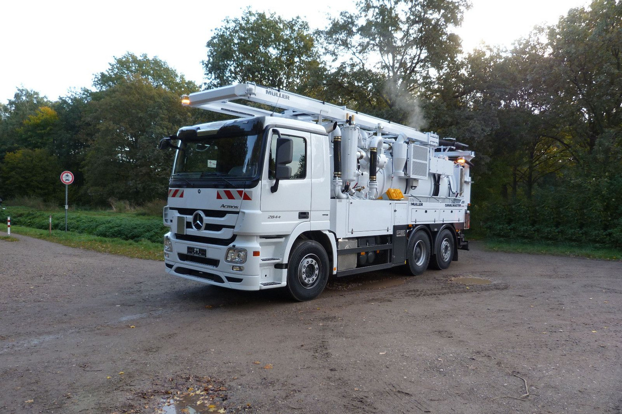 Mercedes-Benz Actros 2844 6x2 Müller 10m³ Canalmaster WRG - Ассенизатор: фото 4 Mercedes-Benz Actros 2844 6x2 Müller 10m³ Canalmaster WRG - Ассенизатор: фото 4