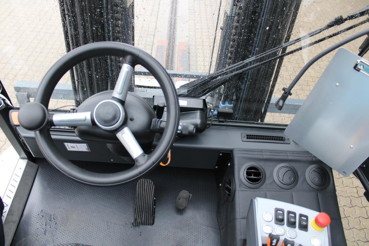 Carer A80-900X - Электропогрузчик: фото 4 Carer A80-900X - Электропогрузчик: фото 4