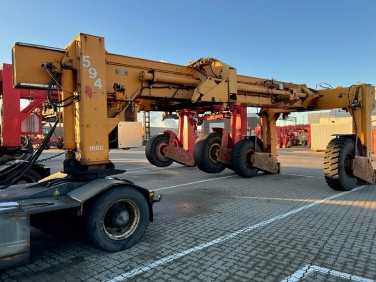 SISU 20-40” - Портовая техника: фото 1 SISU 20-40” - Портовая техника: фото 1