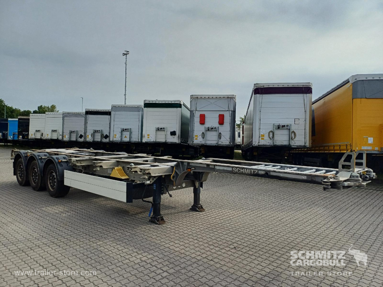 SCHMITZ Auflieger Containerfahrgestell Standard - Полуприцеп-контейнеровоз/ Сменный кузов: фото 1 SCHMITZ Auflieger Containerfahrgestell Standard - Полуприцеп-контейнеровоз/ Сменный кузов: фото 1