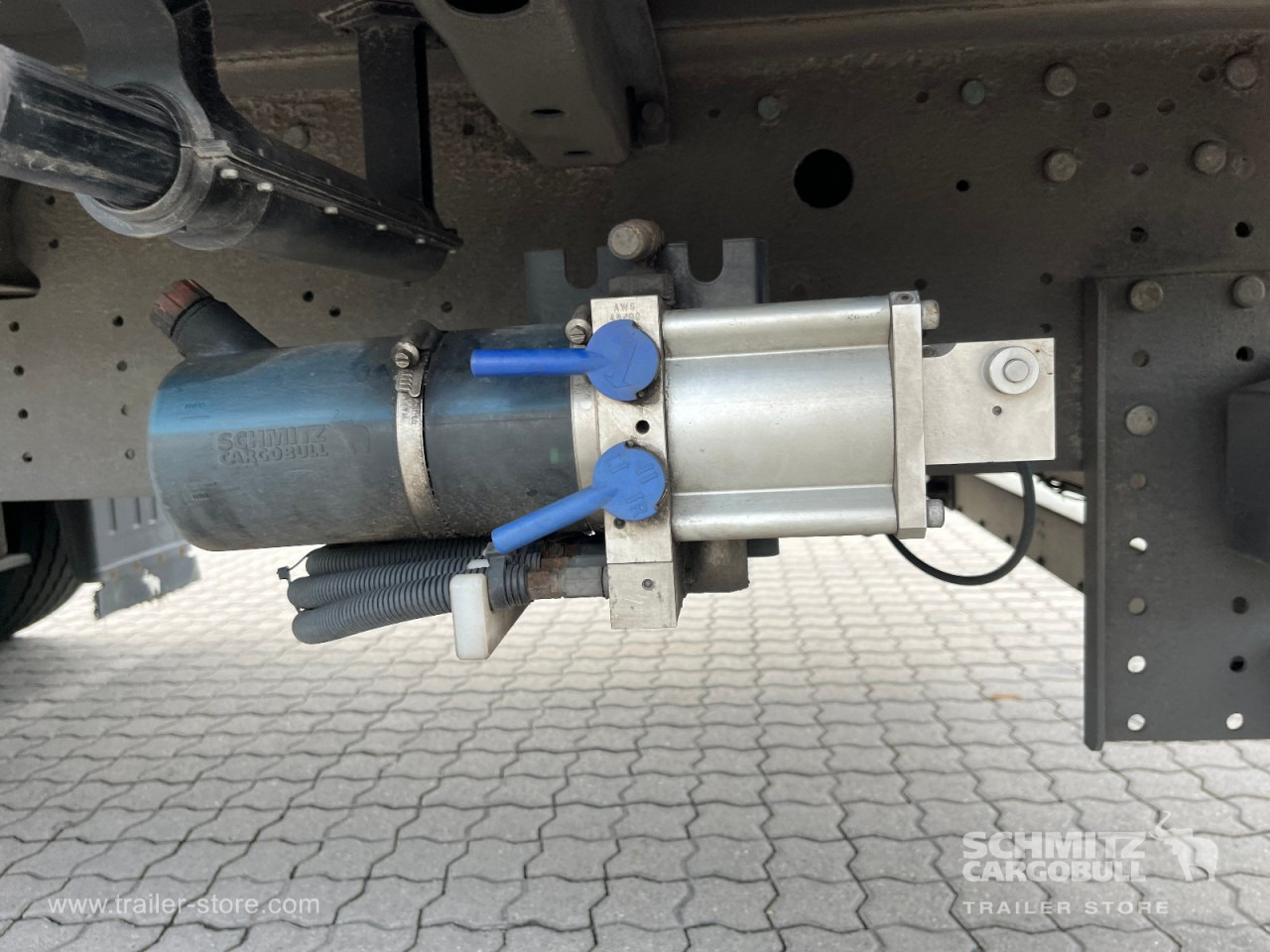 SCHMITZ Auflieger Curtainsider Mega - Тентованный полуприцеп: фото 3 SCHMITZ Auflieger Curtainsider Mega - Тентованный полуприцеп: фото 3