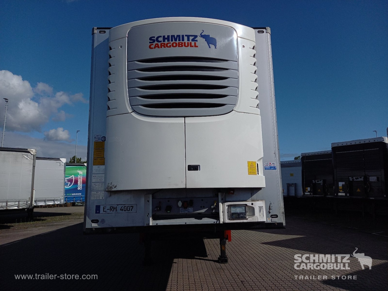 SCHMITZ Auflieger Tiefkühler Multitemp - Изотермический полуприцеп: фото 3 SCHMITZ Auflieger Tiefkühler Multitemp - Изотермический полуприцеп: фото 3