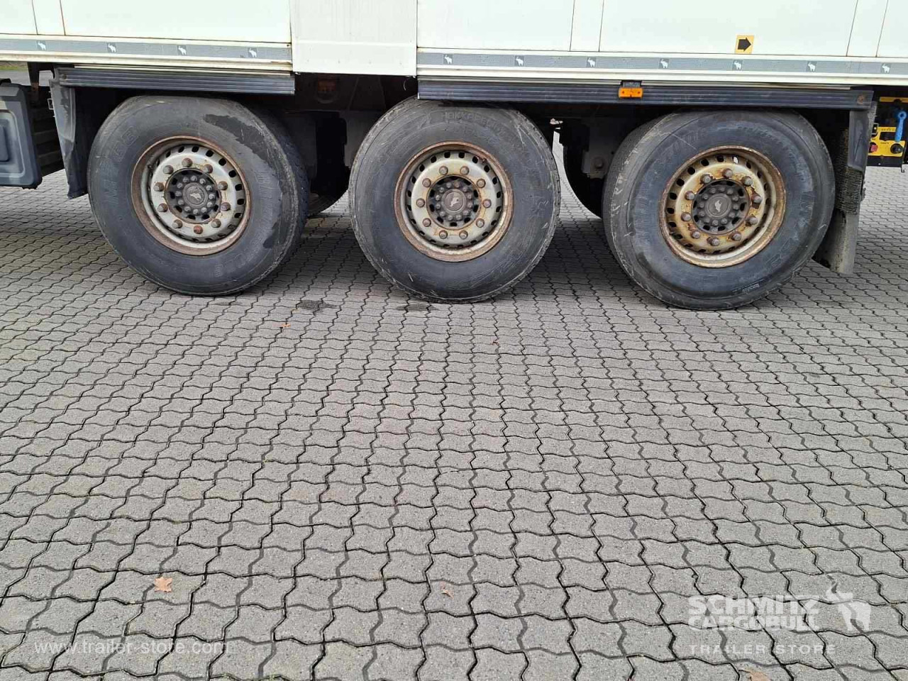 SCHMITZ Auflieger Tiefkühler Standard Double deck - Изотермический полуприцеп: фото 2 SCHMITZ Auflieger Tiefkühler Standard Double deck - Изотермический полуприцеп: фото 2