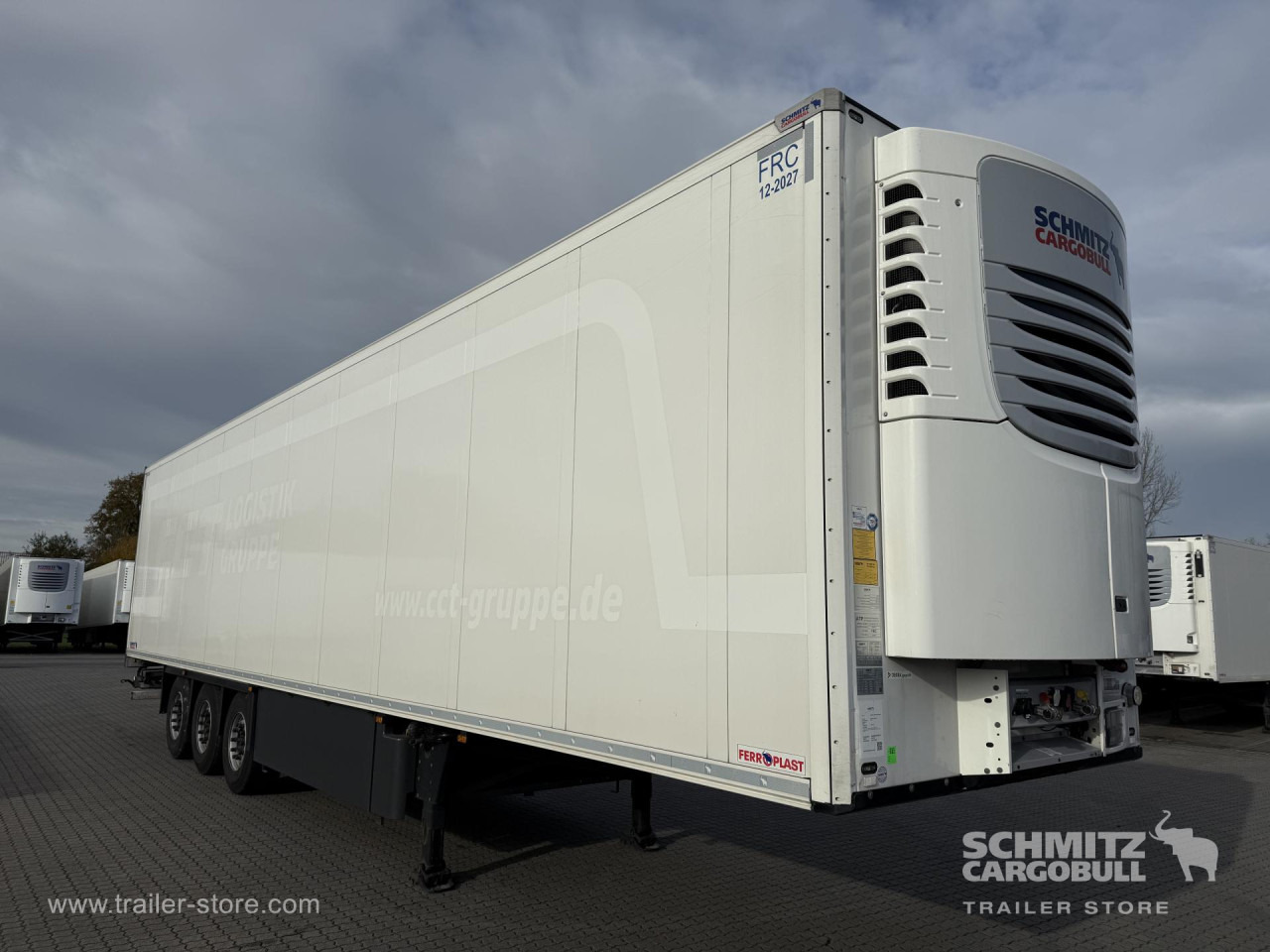 SCHMITZ Auflieger Tiefkühler Standard Double deck - Изотермический полуприцеп: фото 1 SCHMITZ Auflieger Tiefkühler Standard Double deck - Изотермический полуприцеп: фото 1