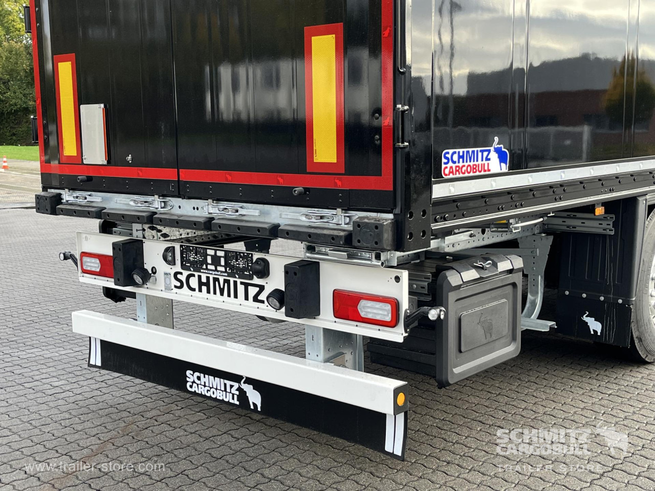 SCHMITZ Auflieger Trockenfrachtkoffer Standard - Полуприцеп-фургон: фото 2 SCHMITZ Auflieger Trockenfrachtkoffer Standard - Полуприцеп-фургон: фото 2