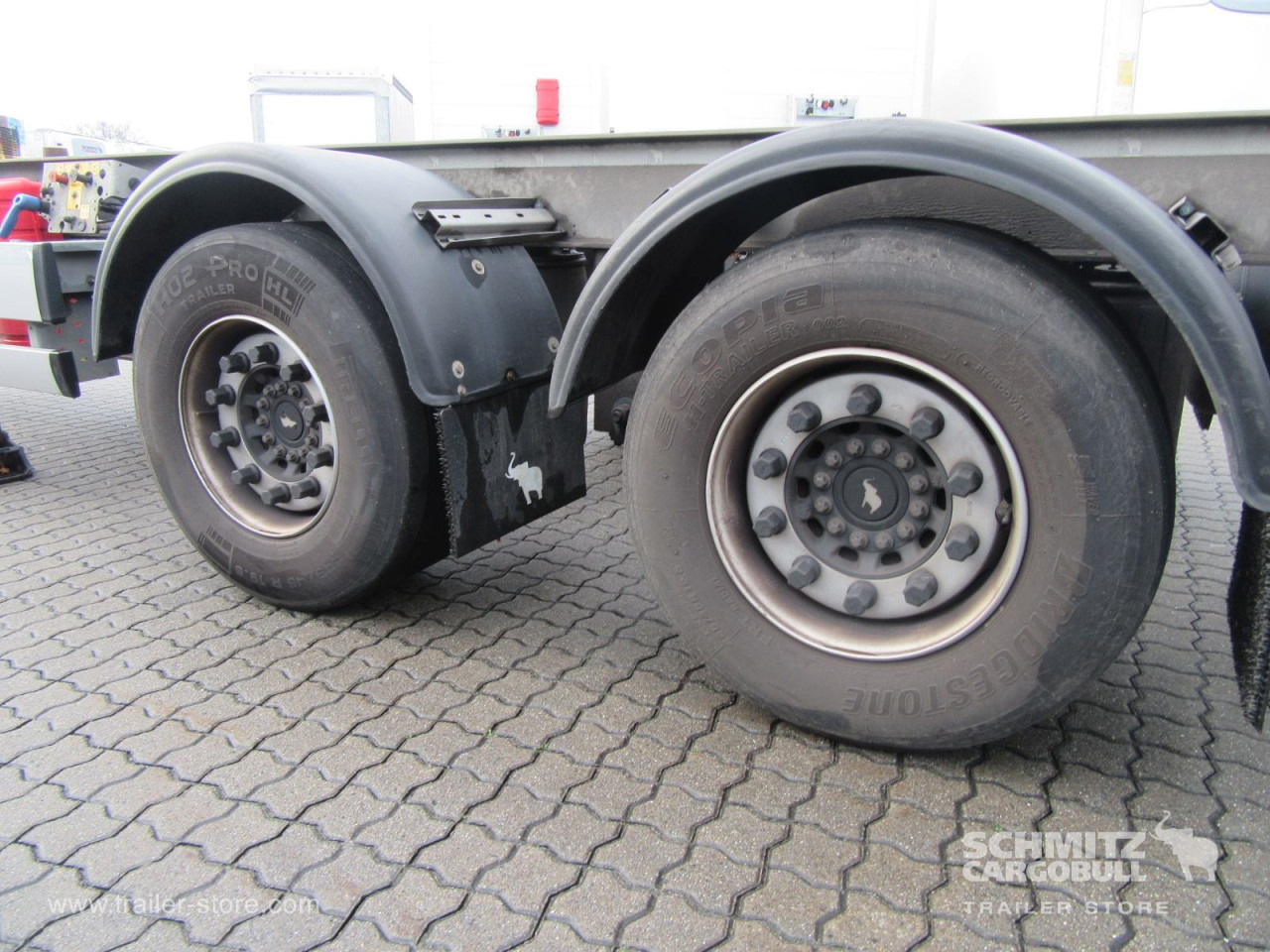 SCHMITZ Zentralachsanhänger Wechselfahrgestell - Прицеп-контейнеровоз/ Сменный кузов: фото 3 SCHMITZ Zentralachsanhänger Wechselfahrgestell - Прицеп-контейнеровоз/ Сменный кузов: фото 3