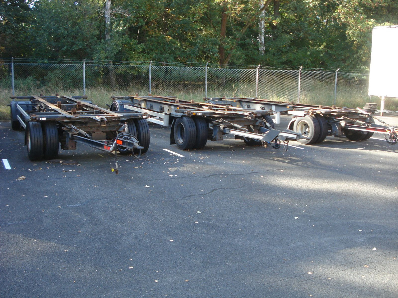 Krone AZ 18 A Drehschemel Zwillingsbereift! - Прицеп-контейнеровоз/ Сменный кузов: фото 1 Krone AZ 18 A Drehschemel Zwillingsbereift! - Прицеп-контейнеровоз/ Сменный кузов: фото 1