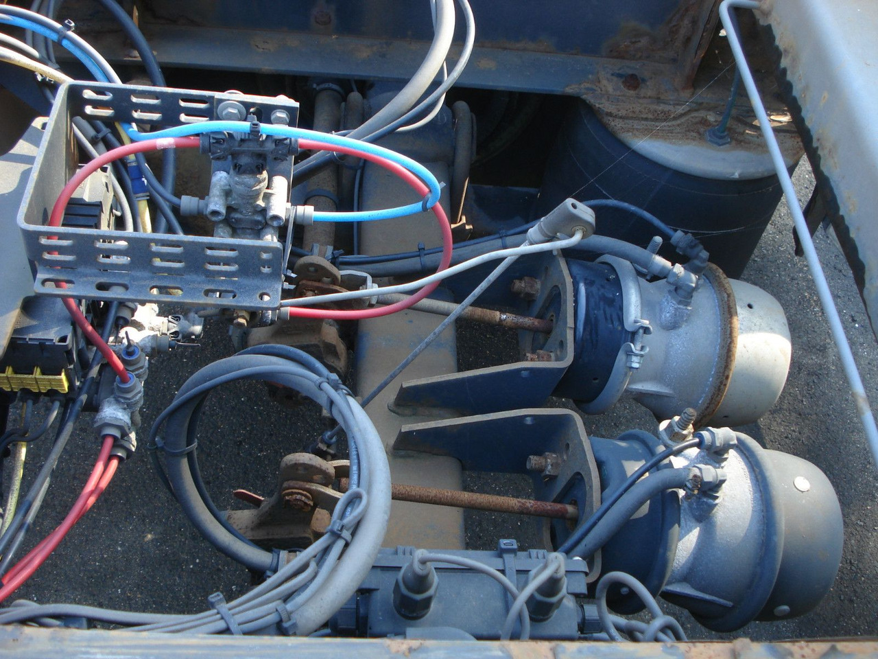 Krone AZ 18 A Drehschemel Zwillingsbereift! - Прицеп-контейнеровоз/ Сменный кузов: фото 4 Krone AZ 18 A Drehschemel Zwillingsbereift! - Прицеп-контейнеровоз/ Сменный кузов: фото 4