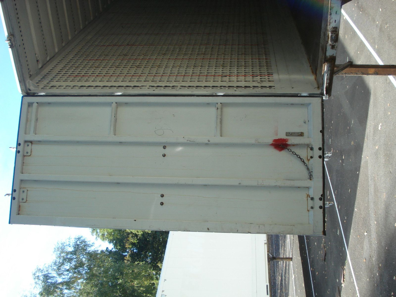 Krone WK 7,7 STG Kleider Textil Jumbo C 7,82 - Прицеп-фургон: фото 4 Krone WK 7,7 STG Kleider Textil Jumbo C 7,82 - Прицеп-фургон: фото 4