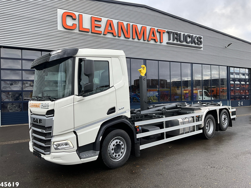 DAF FAN XD 450 Euro 6 Hyvalift 26 Ton haakarmsysteem - Крюковой мультилифт: фото 2 DAF FAN XD 450 Euro 6 Hyvalift 26 Ton haakarmsysteem - Крюковой мультилифт: фото 2