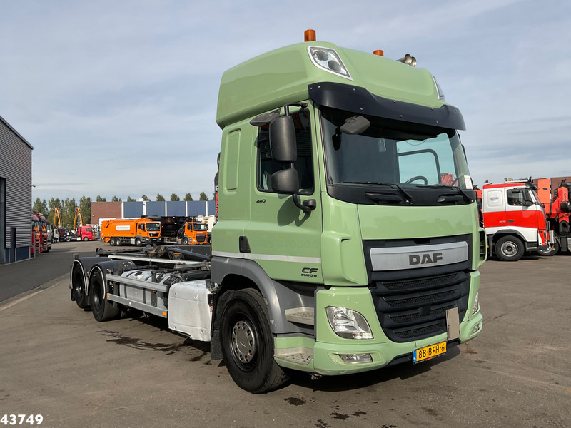 DAF FAS CF 440 Euro 6 Hiab 21 Ton haakarmsysteem - Крюковой мультилифт: фото 3 DAF FAS CF 440 Euro 6 Hiab 21 Ton haakarmsysteem - Крюковой мультилифт: фото 3
