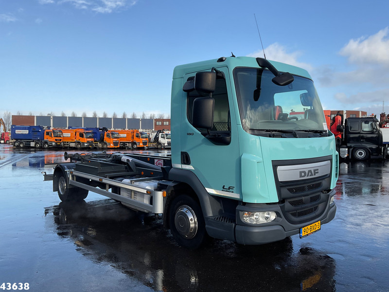 DAF LF 180 Euro 6 14 Ton haakarmsysteem - Крюковой мультилифт: фото 5 DAF LF 180 Euro 6 14 Ton haakarmsysteem - Крюковой мультилифт: фото 5