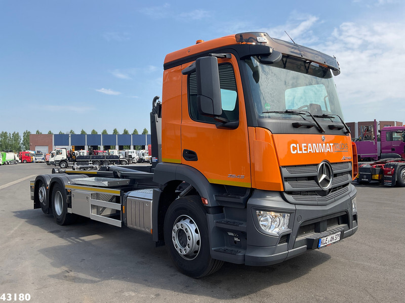 Mercedes-Benz Actros 2643 VDL 21 Ton haakarmsysteem - Крюковой мультилифт: фото 3 Mercedes-Benz Actros 2643 VDL 21 Ton haakarmsysteem - Крюковой мультилифт: фото 3