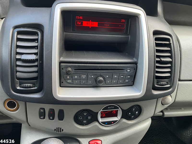 Мусоровоз Renault Trafic 2.0 dCi Veeg-vuil kipper: фото 15 Мусоровоз Renault Trafic 2.0 dCi Veeg-vuil kipper: фото 15