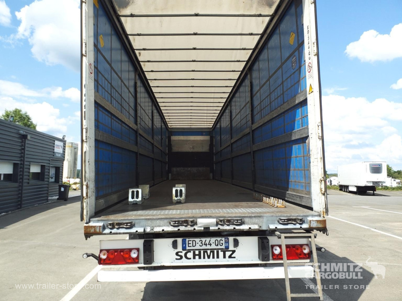 SCHMITZ Curtainsider Standard - Тентованный полуприцеп: фото 4 SCHMITZ Curtainsider Standard - Тентованный полуприцеп: фото 4
