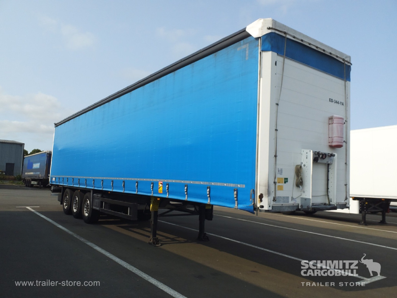 SCHMITZ Curtainsider Standard - Тентованный полуприцеп: фото 1 SCHMITZ Curtainsider Standard - Тентованный полуприцеп: фото 1