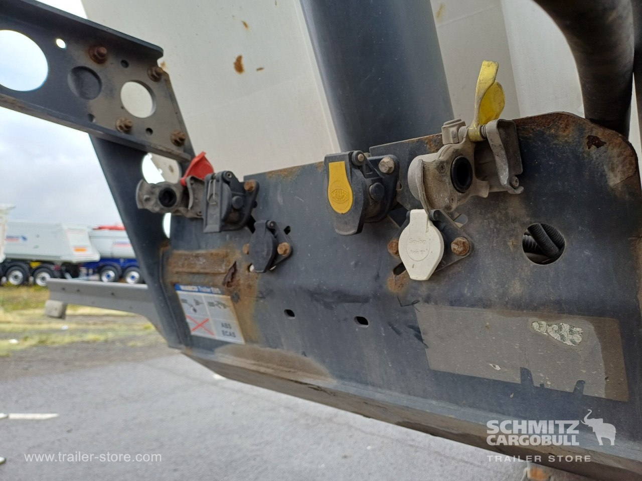 MEILLER Auflieger Kipper Stahlrundmulde 26m³ в лизинг MEILLER Auflieger Kipper Stahlrundmulde 26m³: фото 9 MEILLER Auflieger Kipper Stahlrundmulde 26m³ в лизинг MEILLER Auflieger Kipper Stahlrundmulde 26m³: фото 9