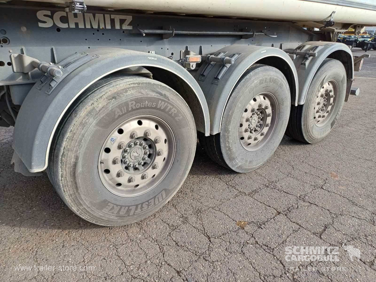 SCHMITZ Auflieger Kipper Alukastenmulde 24m³ - Самосвальный полуприцеп: фото 2 SCHMITZ Auflieger Kipper Alukastenmulde 24m³ - Самосвальный полуприцеп: фото 2