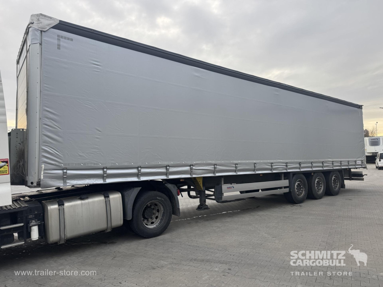 SCHMITZ Curtainsider Standard - Тентованный полуприцеп: фото 5 SCHMITZ Curtainsider Standard - Тентованный полуприцеп: фото 5