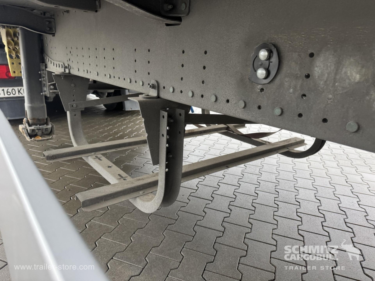 SCHMITZ Curtainsider Standard - Тентованный полуприцеп: фото 2 SCHMITZ Curtainsider Standard - Тентованный полуприцеп: фото 2