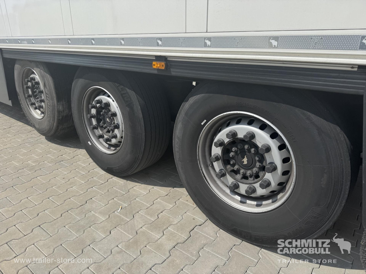 SCHMITZ Reefer Standard Double deck - Изотермический полуприцеп: фото 2 SCHMITZ Reefer Standard Double deck - Изотермический полуприцеп: фото 2