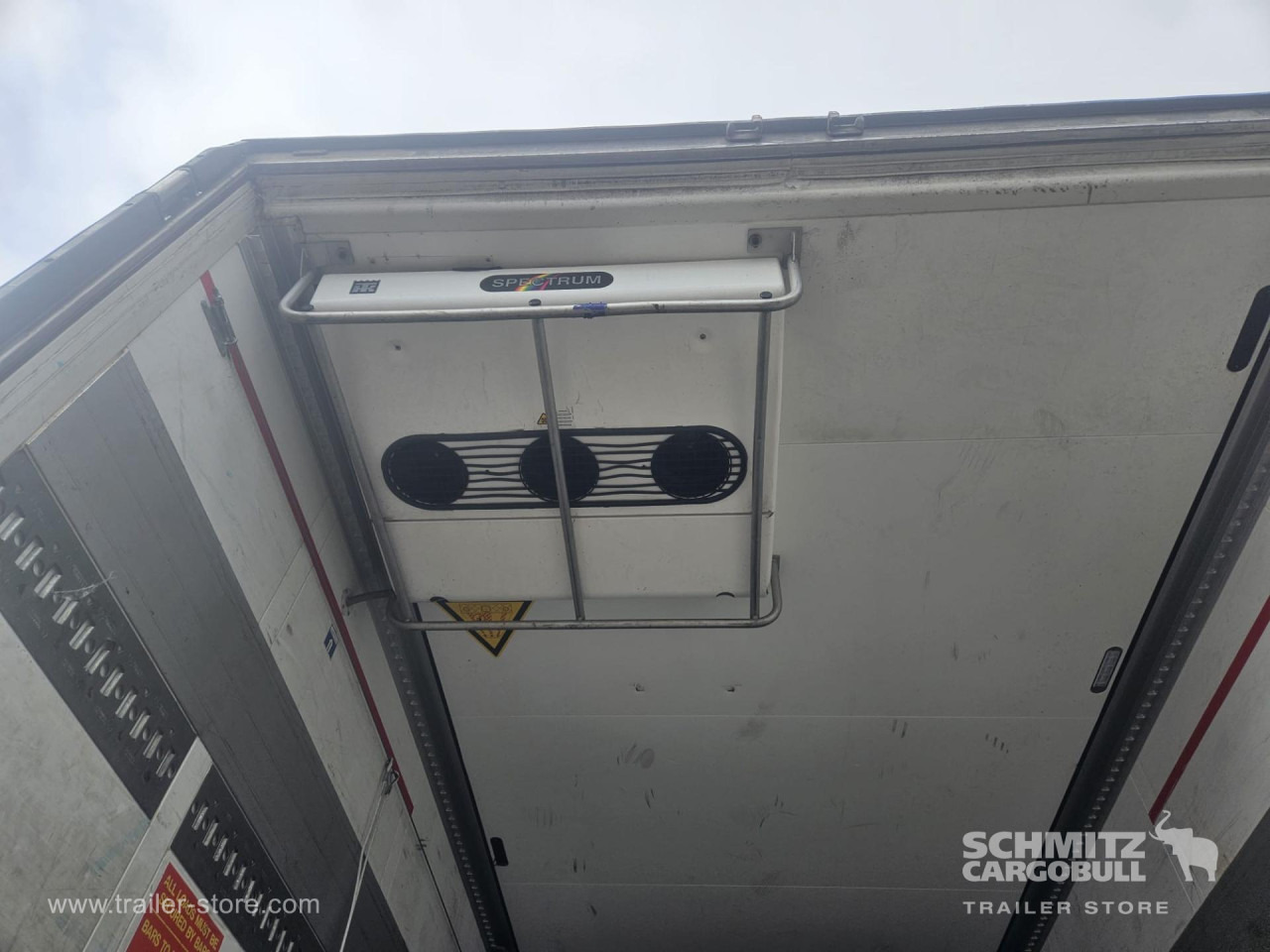 SCHMITZ Reefer Multitemp - Изотермический полуприцеп: фото 5 SCHMITZ Reefer Multitemp - Изотермический полуприцеп: фото 5