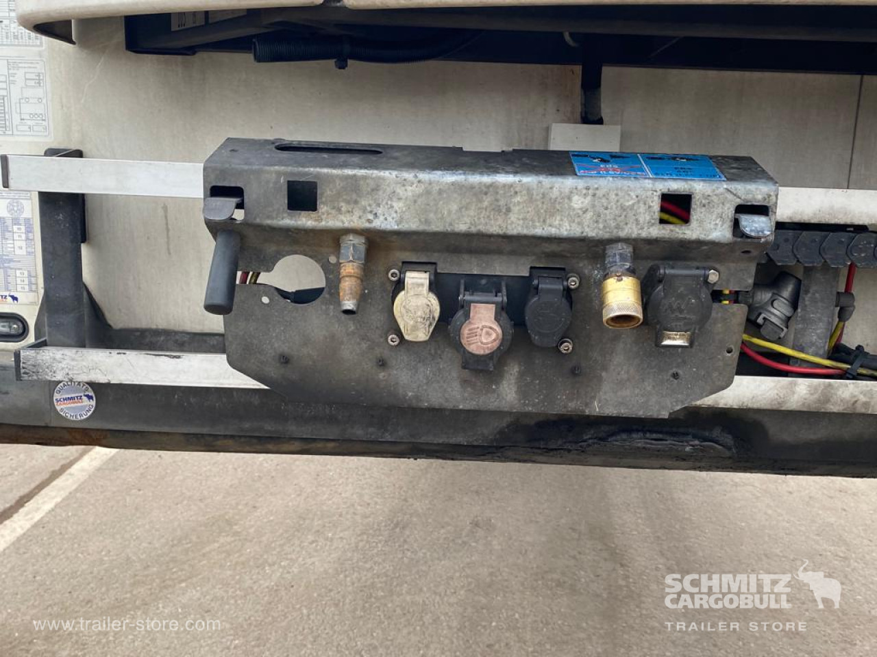 SCHMITZ Reefer Multitemp - Изотермический полуприцеп: фото 3 SCHMITZ Reefer Multitemp - Изотермический полуприцеп: фото 3