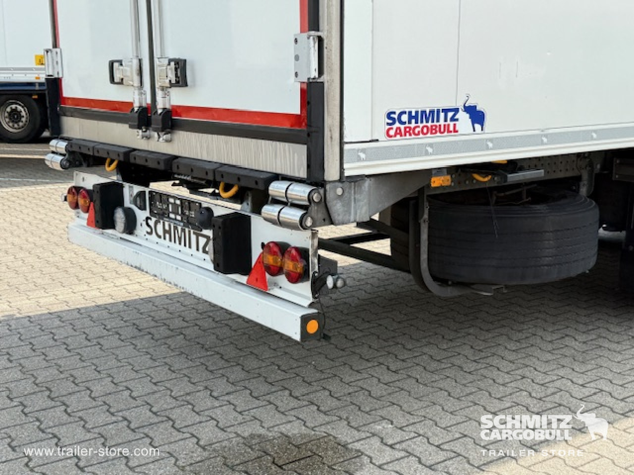 SCHMITZ Reefer Standard - Изотермический полуприцеп: фото 2 SCHMITZ Reefer Standard - Изотермический полуприцеп: фото 2