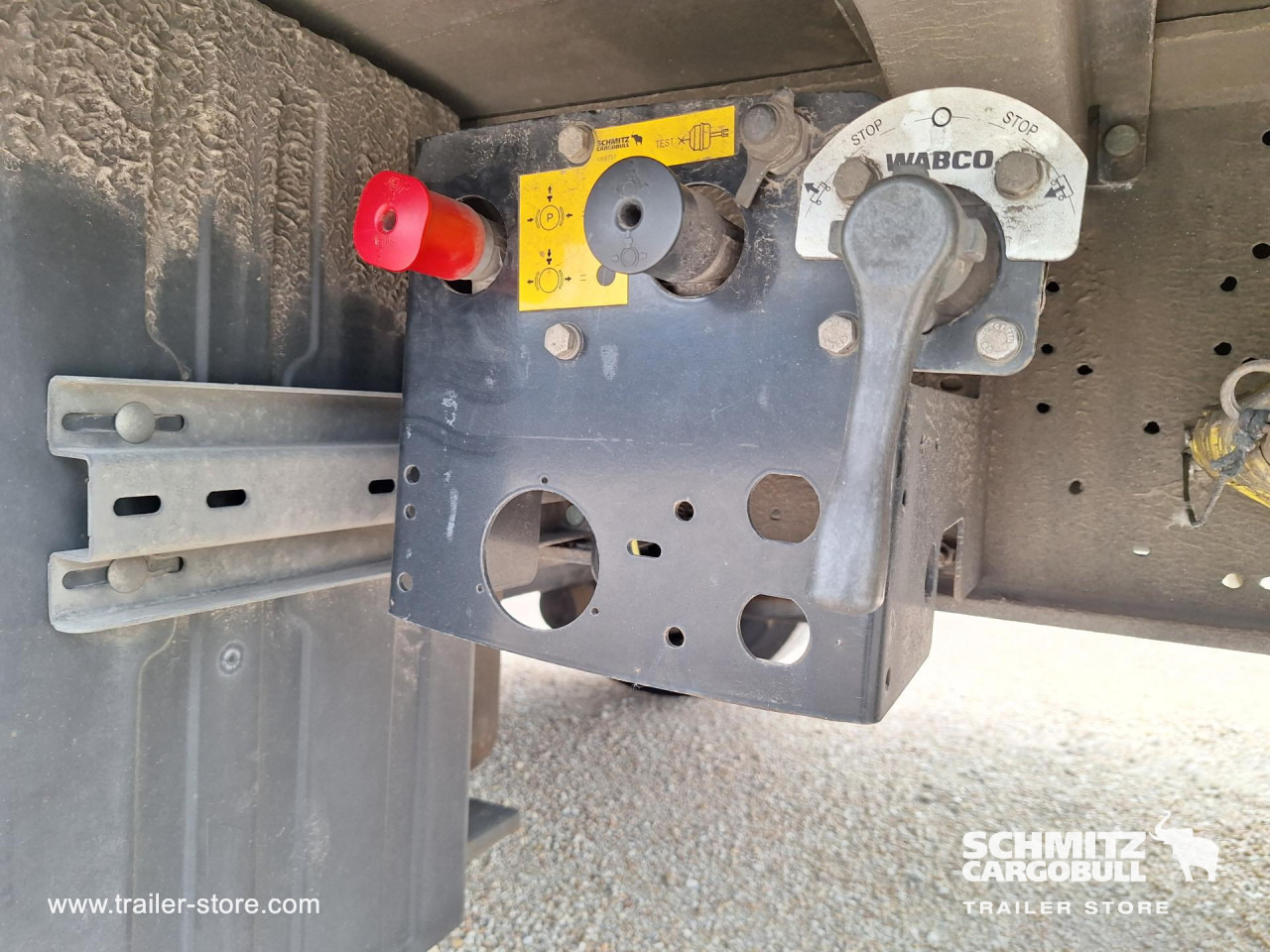 SCHMITZ Curtainsider Mega - Тентованный полуприцеп: фото 2 SCHMITZ Curtainsider Mega - Тентованный полуприцеп: фото 2