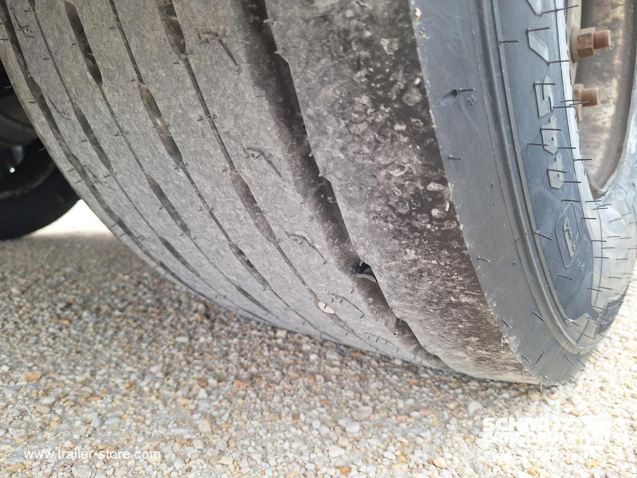 SCHMITZ Curtainsider Mega - Тентованный полуприцеп: фото 3 SCHMITZ Curtainsider Mega - Тентованный полуприцеп: фото 3