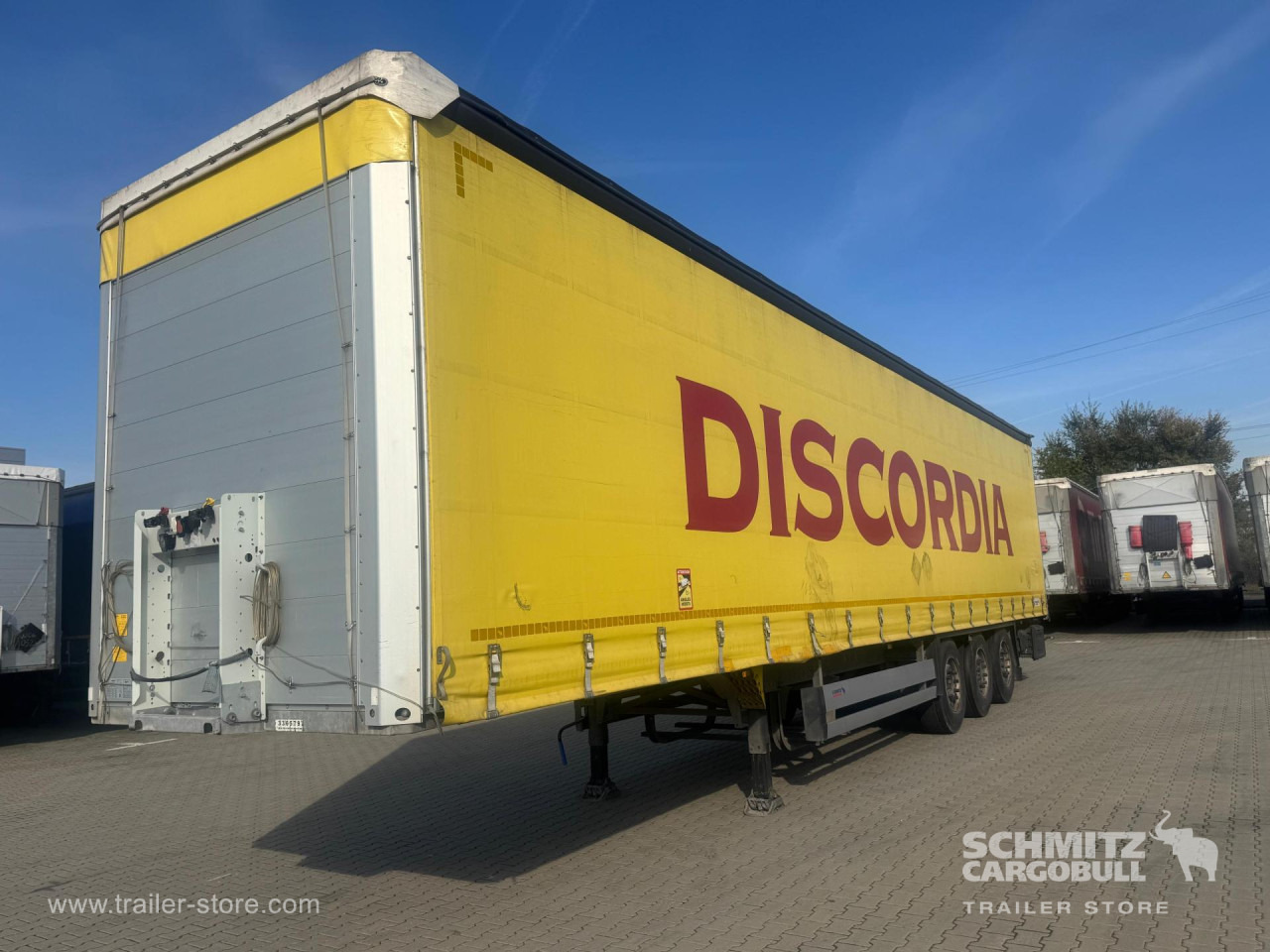SCHMITZ Curtainsider Standard - Тентованный полуприцеп: фото 1 SCHMITZ Curtainsider Standard - Тентованный полуприцеп: фото 1