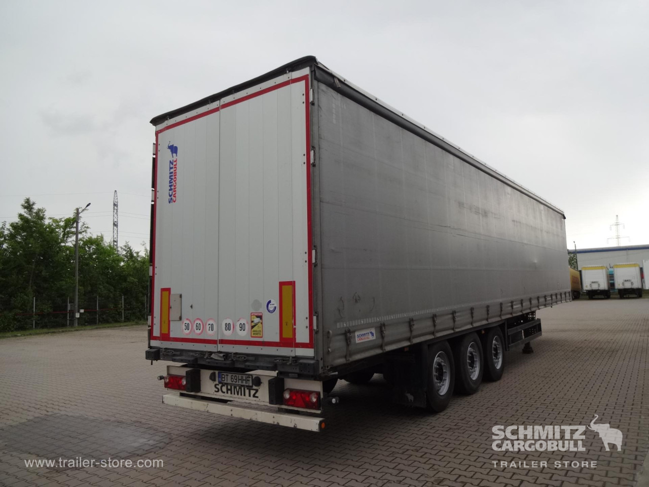 SCHMITZ Curtainsider Standard - Тентованный полуприцеп: фото 1 SCHMITZ Curtainsider Standard - Тентованный полуприцеп: фото 1