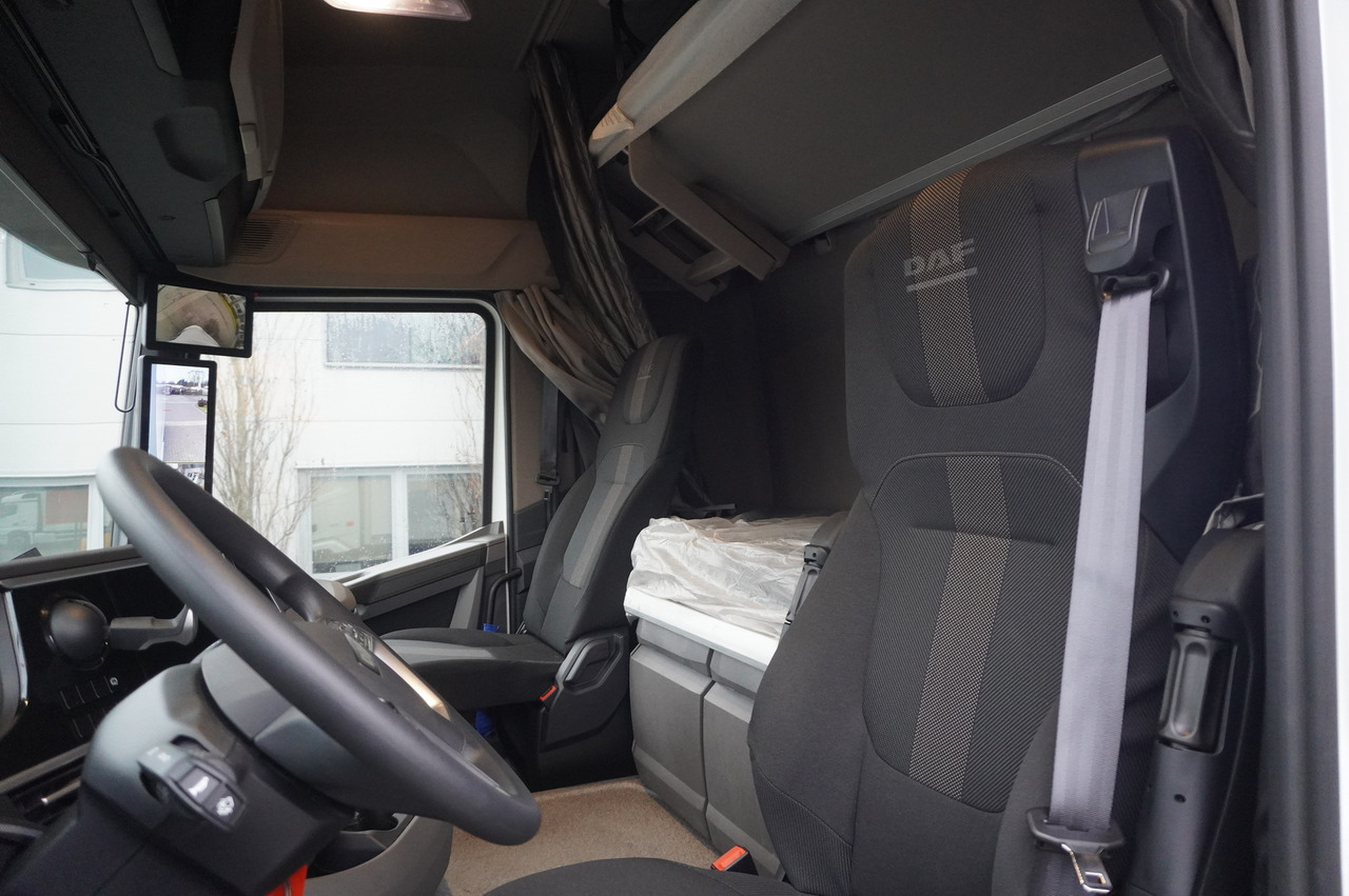 DAF NEW DAF XF 450 6x2 / 2025 / NEW Lamberet 18 EPAL Refrigerator / Carrier Supra 850 MT / Multitemperature / No mileage - Рефрижератор: фото 3 DAF NEW DAF XF 450 6x2 / 2025 / NEW Lamberet 18 EPAL Refrigerator / Carrier Supra 850 MT / Multitemperature / No mileage - Рефрижератор: фото 3