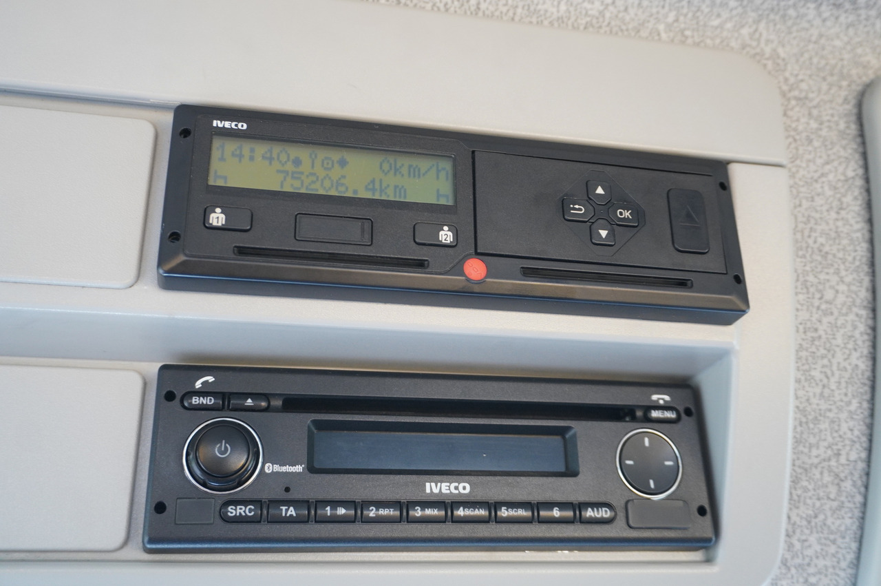 IVECO Eurocargo 160-210 / 75,000 km! / OMARS lowered tow truck platform / Fork - Эвакуатор: фото 3 IVECO Eurocargo 160-210 / 75,000 km! / OMARS lowered tow truck platform / Fork - Эвакуатор: фото 3