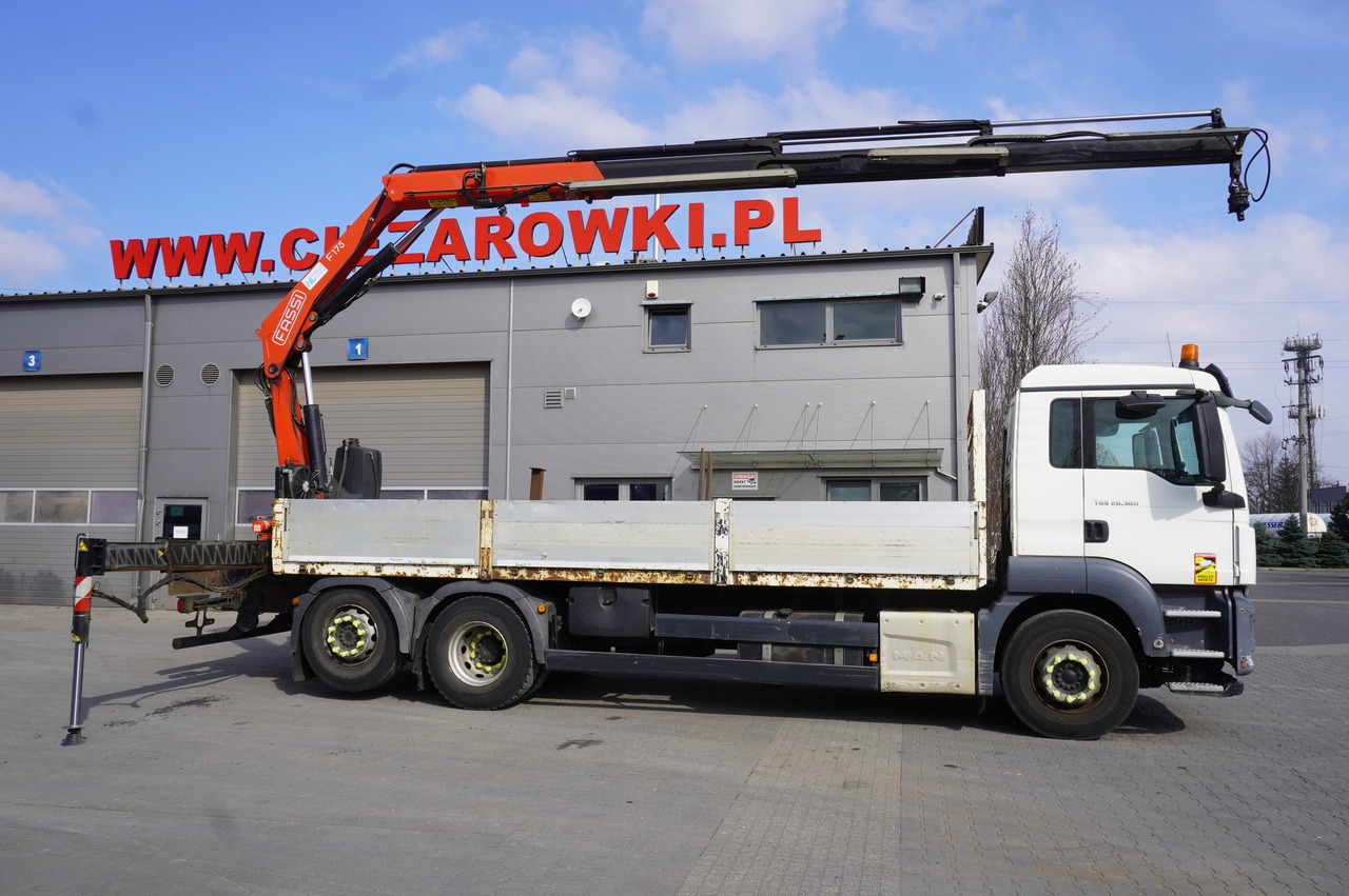 MAN TGS 26.360 Flatbed / Fassi F175 7.7 T / steered 3rd axle - Грузовик бортовой/ Платформа, Автоманипулятор: фото 4 MAN TGS 26.360 Flatbed / Fassi F175 7.7 T / steered 3rd axle - Грузовик бортовой/ Платформа, Автоманипулятор: фото 4