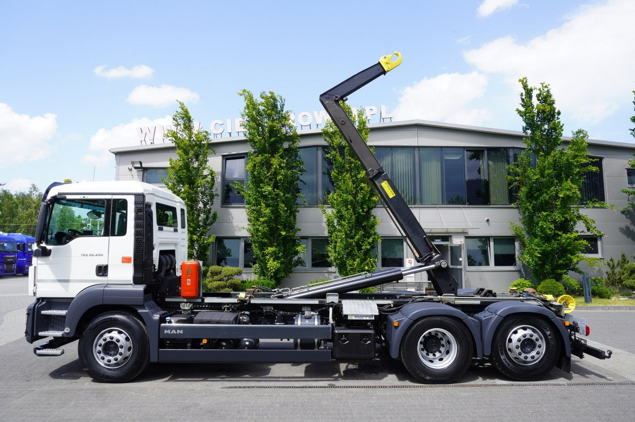 MAN TGS 26.430 E6 6x2 / HIAB Multilift hooklift - Крюковой мультилифт: фото 3 MAN TGS 26.430 E6 6x2 / HIAB Multilift hooklift - Крюковой мультилифт: фото 3