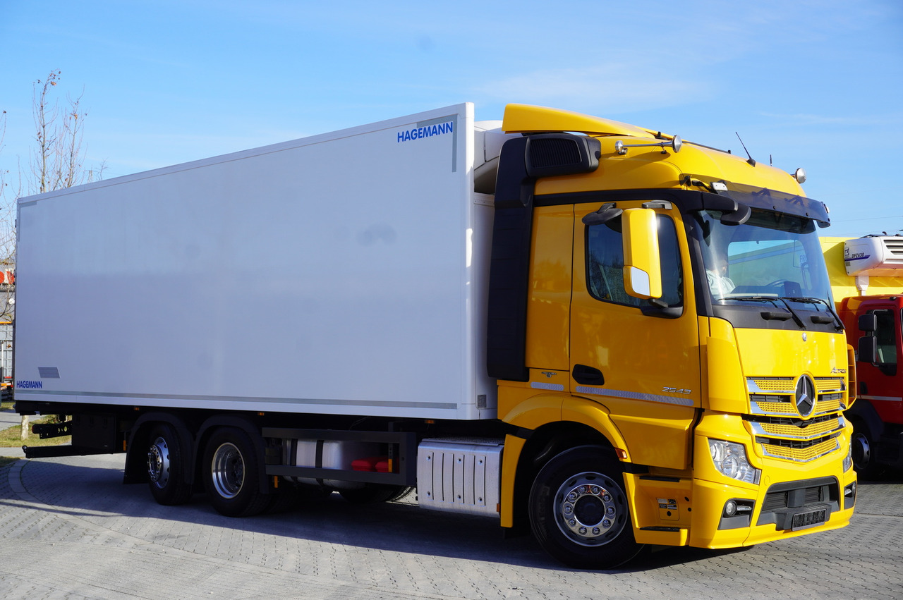 MERCEDES-BENZ Actros 2543 E6 6×2 / Refrigerated truck / ATP/FRC / 20 pallets / 260000 km!!! - Рефрижератор: фото 4 MERCEDES-BENZ Actros 2543 E6 6×2 / Refrigerated truck / ATP/FRC / 20 pallets / 260000 km!!! - Рефрижератор: фото 4