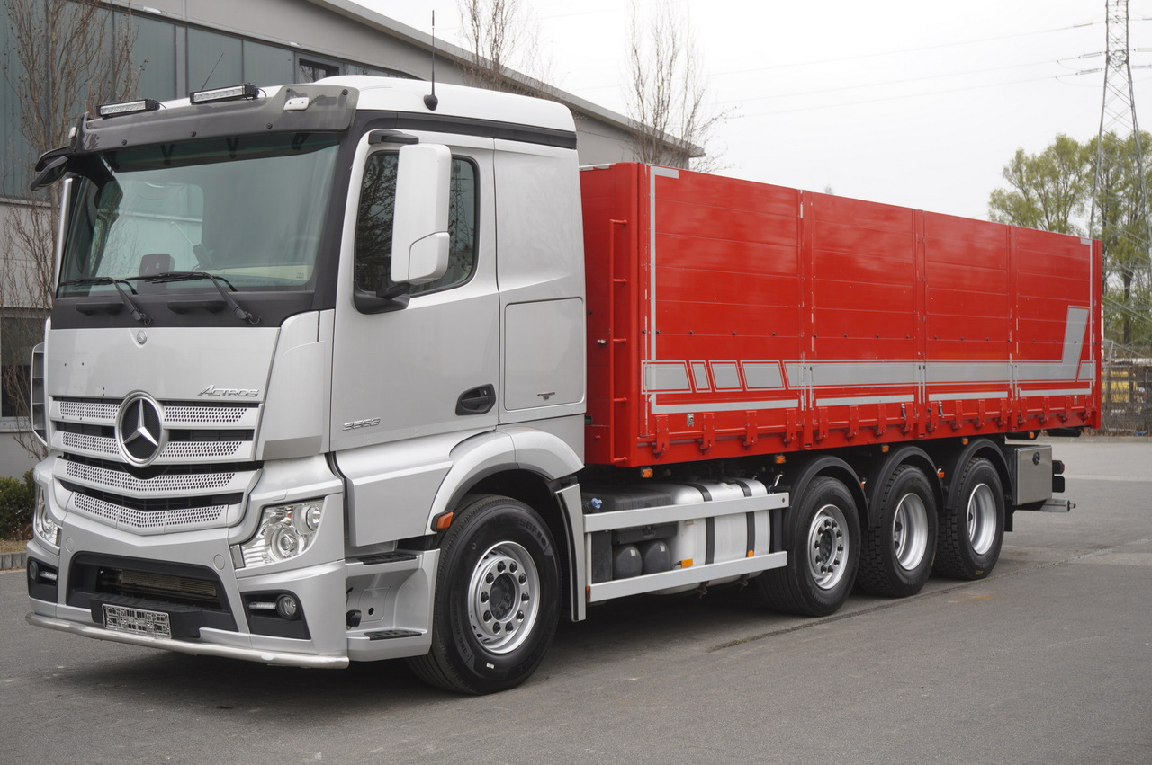 MERCEDES-BENZ Actros 3563 8x4 / Tipper for grain 20 t load capacity - Грузовик бортовой/ Платформа: фото 2 MERCEDES-BENZ Actros 3563 8x4 / Tipper for grain 20 t load capacity - Грузовик бортовой/ Платформа: фото 2
