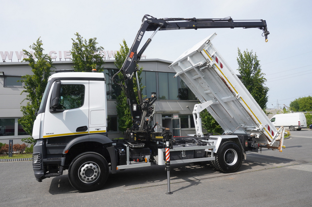 MERCEDES-BENZ Arocs 1833 / 87,000 km!!! / Hds HIAB X-DUO 128 B-2 / three-sided tipper - Грузовик бортовой/ Платформа, Автоманипулятор: фото 4 MERCEDES-BENZ Arocs 1833 / 87,000 km!!! / Hds HIAB X-DUO 128 B-2 / three-sided tipper - Грузовик бортовой/ Платформа, Автоманипулятор: фото 4