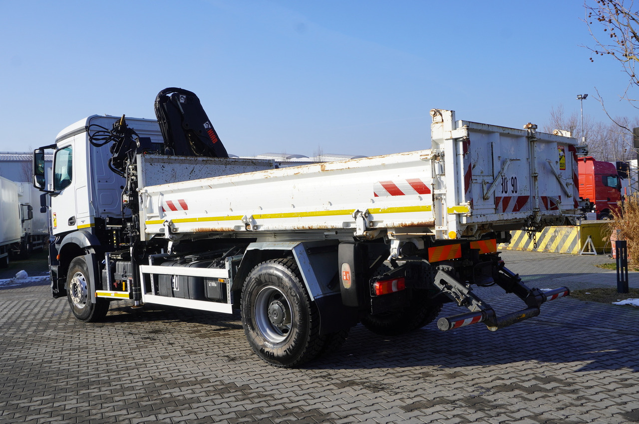 MERCEDES-BENZ Arocs 1833 / 87,000 km!!! / Hds HIAB X-DUO 128 B-2 / three-sided tipper - Грузовик бортовой/ Платформа, Автоманипулятор: фото 5 MERCEDES-BENZ Arocs 1833 / 87,000 km!!! / Hds HIAB X-DUO 128 B-2 / three-sided tipper - Грузовик бортовой/ Платформа, Автоманипулятор: фото 5